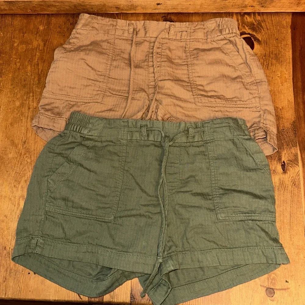 Old Navy Womens Safari Shorts Medium Tie Waist Stretch Olive Green Crème Caramel